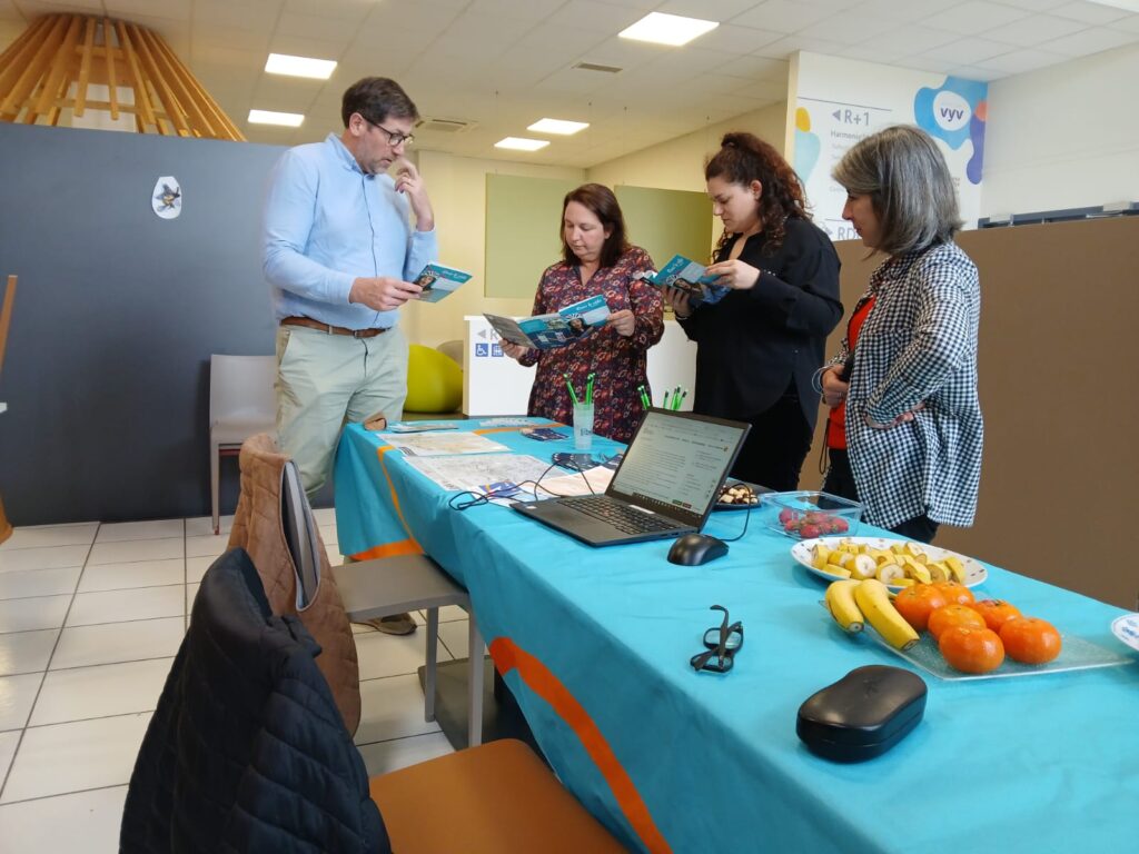 Stand employeur - Entreprise Harmonie mutuelle - Stand de présentation des offres mobilités